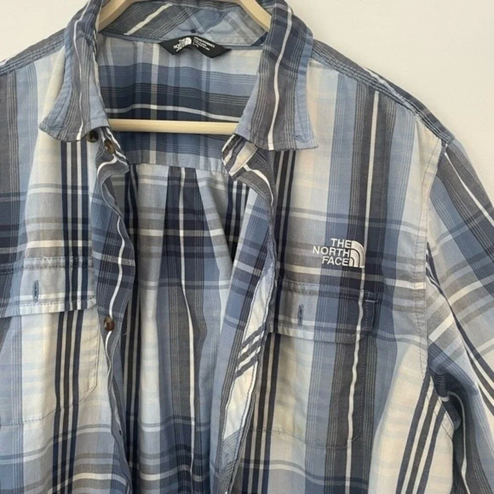 The Northface shirt men blue plaid button up polo casual hiking shirt size large